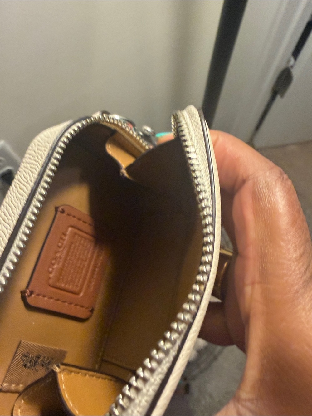 Coach Cream Leather Crossbody Bag with Strap - Picture 5 of 5